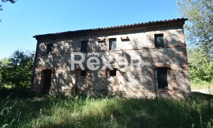Rexer-Amandola-Casa-indipendente-in-vendita-in-localit-Villa-Calvaresi-ad-Amandola-Altro