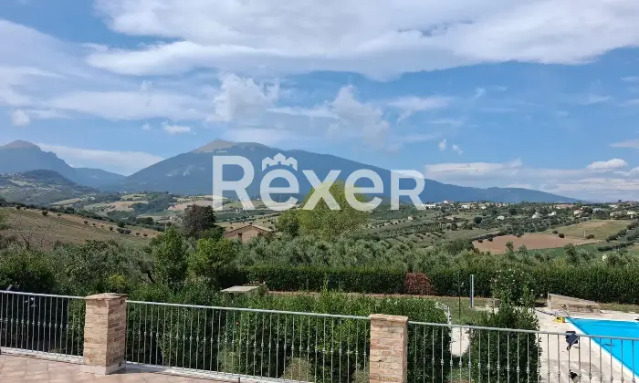 Rexer-Civitella-del-Tronto-Casale-in-vendita-in-Via-Rotabile-Localit-SantEurosia-a-Civitella-del-Tronto-Altro