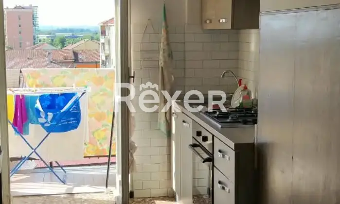 Rexer-Alessandria-Luminoso-trilocale-con-due-balconi-e-cantina-Corso-Carlo-Marx-Alessandria-Altro