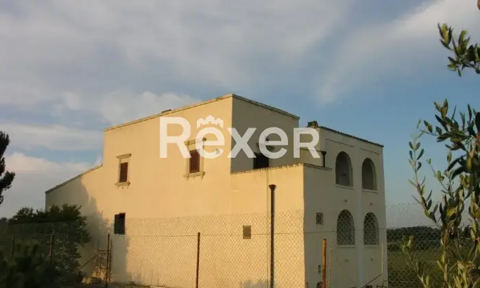 Rexer-Montescaglioso-Terreno-con-Monastero-da-Ristrutturare-in-Vendita-a-Montescaglioso-Esterno