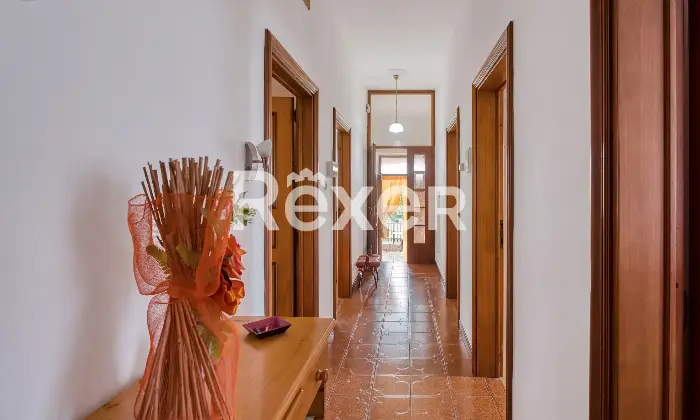 Rexer-Costacciaro-CASA-INDIPENDENTE-CON-GIARDINO-Altro