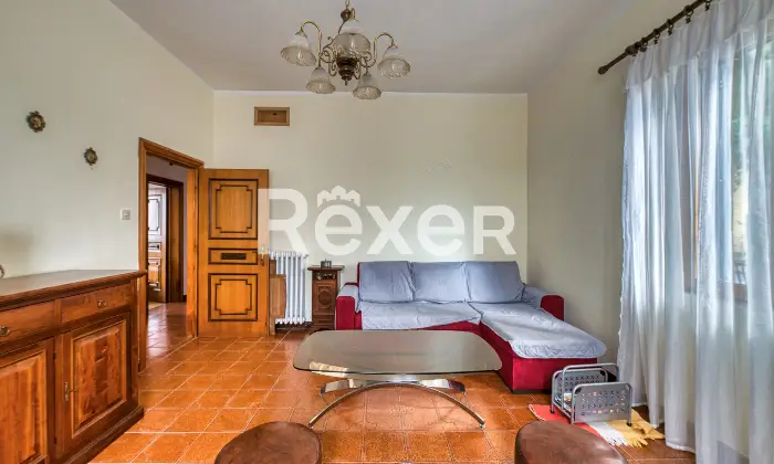 Rexer-Costacciaro-CASA-INDIPENDENTE-CON-GIARDINO-Altro