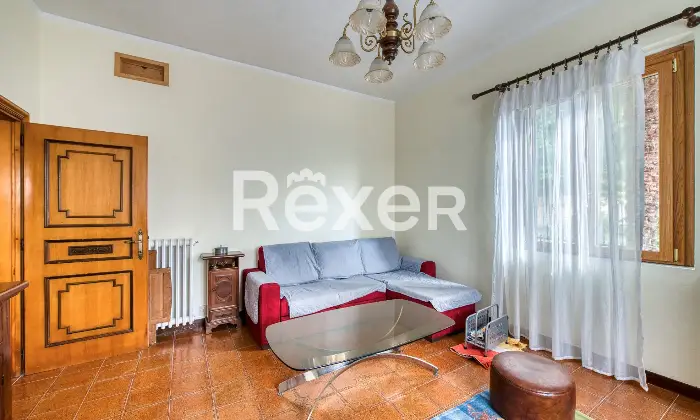 Rexer-Costacciaro-CASA-INDIPENDENTE-CON-GIARDINO-Altro