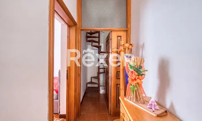 Rexer-Costacciaro-CASA-INDIPENDENTE-CON-GIARDINO-Altro