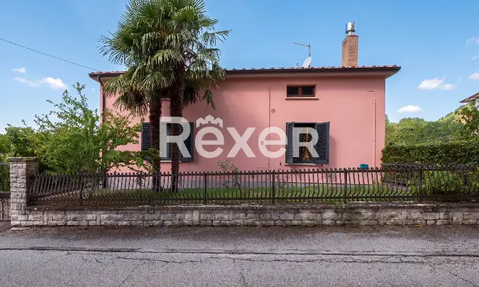 Rexer-Costacciaro-CASA-INDIPENDENTE-CON-GIARDINO-Altro