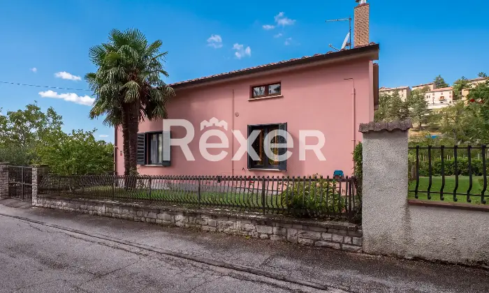 Rexer-Costacciaro-CASA-INDIPENDENTE-CON-GIARDINO-Altro