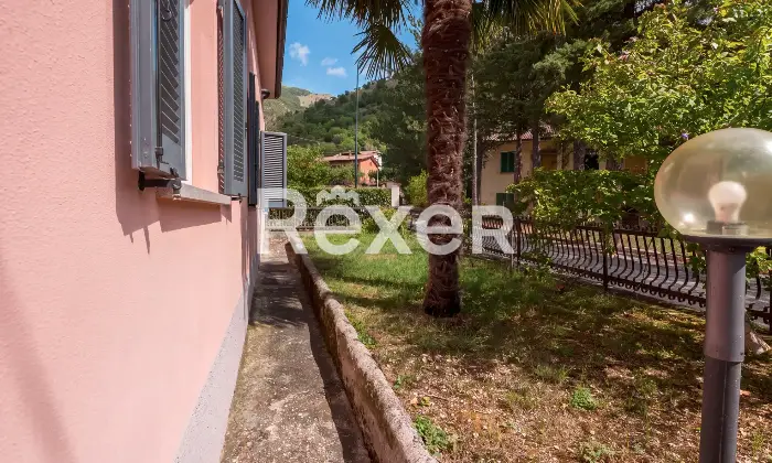 Rexer-Costacciaro-CASA-INDIPENDENTE-CON-GIARDINO-Altro