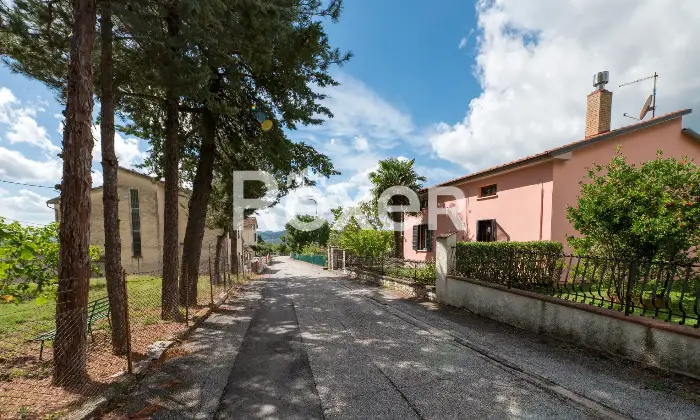 Rexer-Costacciaro-CASA-INDIPENDENTE-CON-GIARDINO-Altro