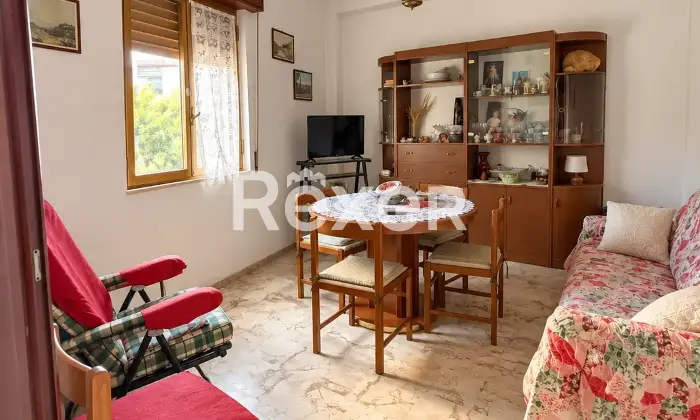 Rexer-Reggio-Calabria-Soluzione-indipendente-con-due-appartamenti-a-pochi-passi-dal-mare-Sala