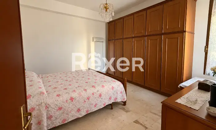 Rexer-Reggio-Calabria-Soluzione-indipendente-con-due-appartamenti-a-pochi-passi-dal-mare-Camera-da-letto