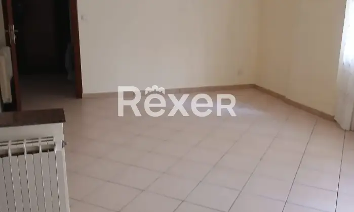 Rexer-Agrigento-Appartamento-di-mq-con-tre-balconi-posto-auto-e-possibilit-di-box-Via-Dante-Agrigento-Altro