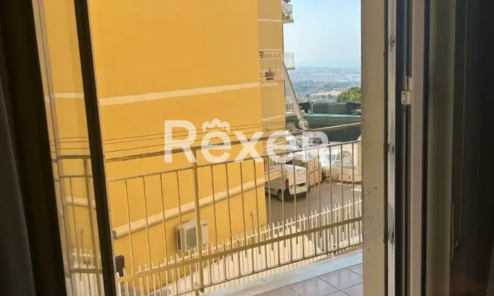 Rexer-Agrigento-Appartamento-di-mq-con-tre-balconi-posto-auto-e-possibilit-di-box-Via-Dante-Agrigento-Altro
