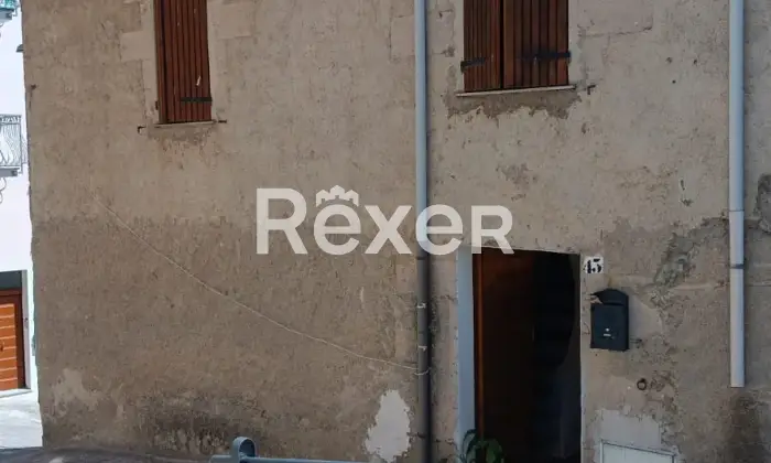 Rexer-Pattada-Appartamento-in-vendita-in-Via-Padre-Luca-a-Pattada-Facciata