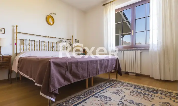 Rexer-Avigliana-Villa-indipendente-su-lati-Altro