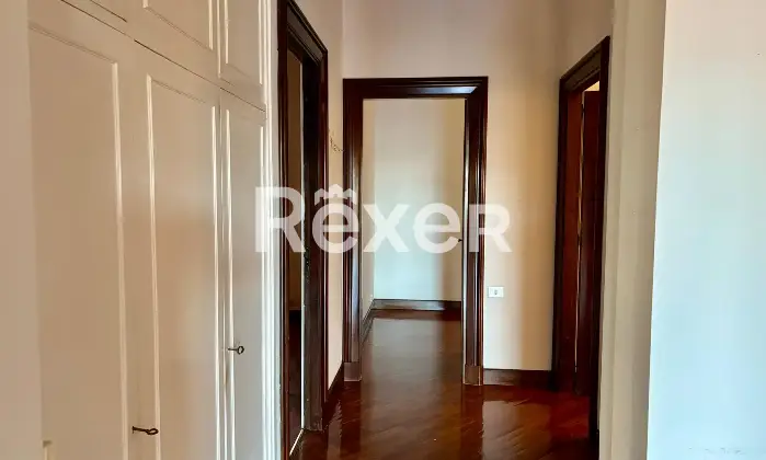 Rexer-Roma-Via-Rocca-di-Mezzo-Roma-Zona-Cortina-dAmpezzo-Altro