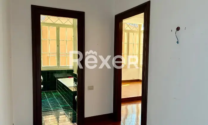 Rexer-Roma-Via-Rocca-di-Mezzo-Roma-Zona-Cortina-dAmpezzo-Altro