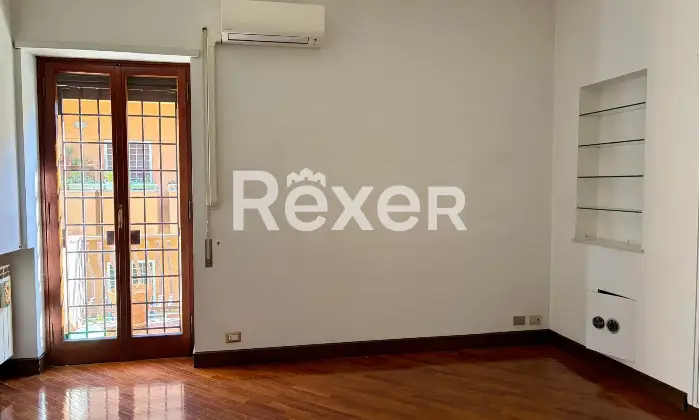 Rexer-Roma-Via-Rocca-di-Mezzo-Roma-Zona-Cortina-dAmpezzo-Altro