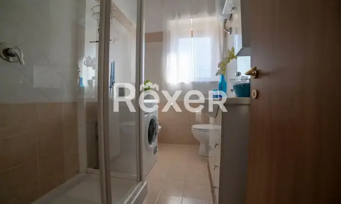 Rexer-Livorno-Appartamento-centralissimo-ottimo-stato-Bagno