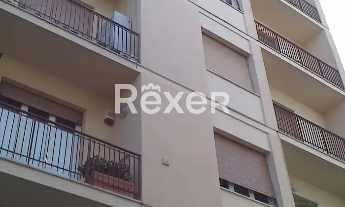 Rexer-Livorno-Appartamento-centralissimo-ottimo-stato-Terrazzo