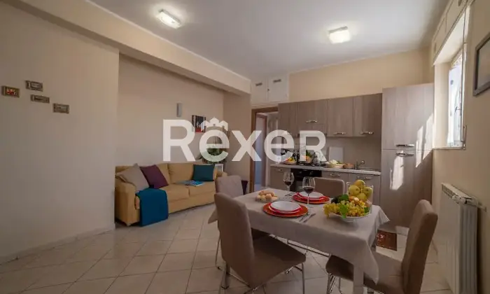 Rexer-Livorno-Appartamento-centralissimo-ottimo-stato-Cucina