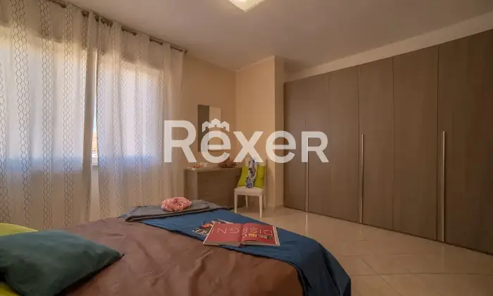 Rexer-Livorno-Appartamento-centralissimo-ottimo-stato-CameraDaLetto