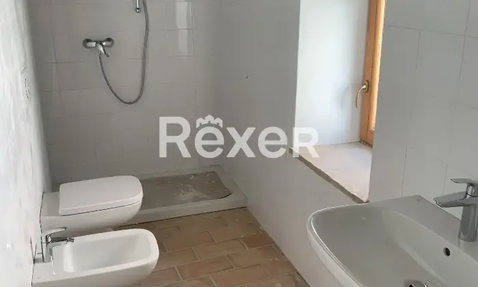 Rexer-San-Ginesio-Casale-indipendente-completamente-ristrutturato-con-giardino-e-ampio-terrazzo-San-Ginesio-MC-Corridoio