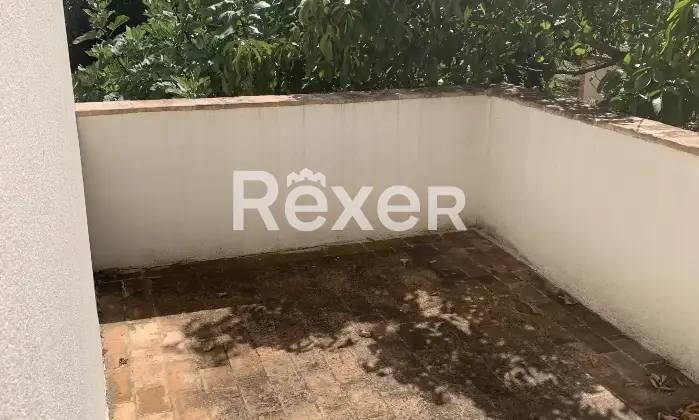 Rexer-San-Ginesio-Casale-indipendente-completamente-ristrutturato-con-giardino-e-ampio-terrazzo-San-Ginesio-MC-Terrazzo