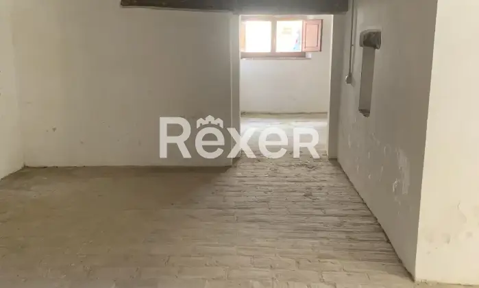 Rexer-San-Ginesio-Casale-indipendente-completamente-ristrutturato-con-giardino-e-ampio-terrazzo-San-Ginesio-MC-Salone