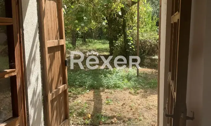 Rexer-San-Ginesio-Casale-indipendente-completamente-ristrutturato-con-giardino-e-ampio-terrazzo-San-Ginesio-MC-Giardino