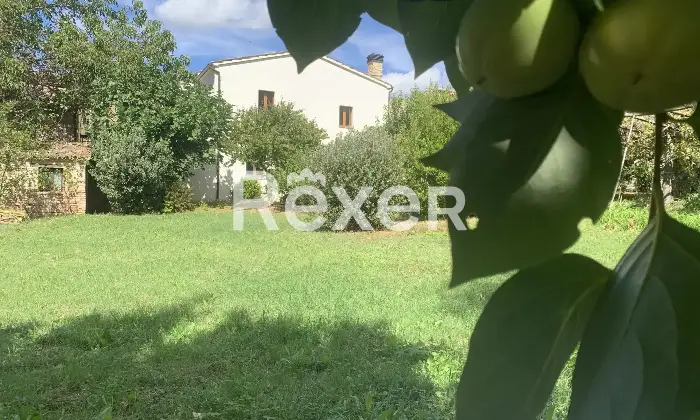 Rexer-San-Ginesio-Casale-indipendente-completamente-ristrutturato-con-giardino-e-ampio-terrazzo-San-Ginesio-MC-Vista