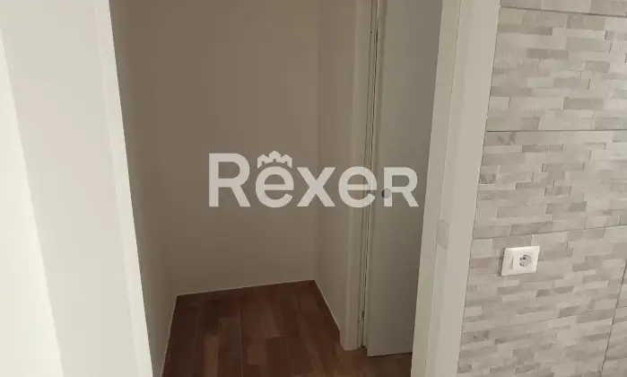 Rexer-Alessandria-Appartamento-completamente-ristrutturato-con-terrazzo-in-zona-centrale-Altro
