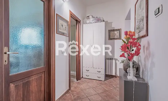 Rexer-Roma-Appartamento-bilocale-al-piano-rialzato-Disimpegno