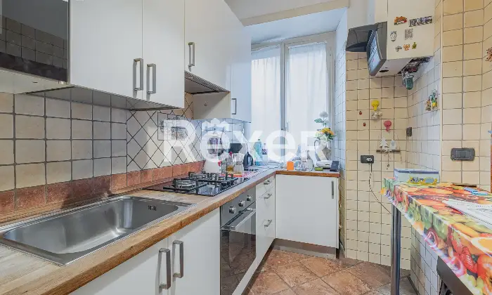 Rexer-Roma-Appartamento-bilocale-al-piano-rialzato-Cucina
