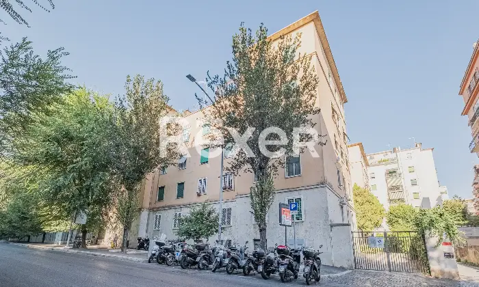 Rexer-Roma-Appartamento-bilocale-al-piano-rialzato-Facciata
