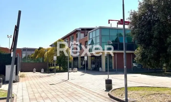 Rexer-Collecchio-Negozio-in-vendita-allesterno-dellEgo-Village-Collecchio-PR-Altro