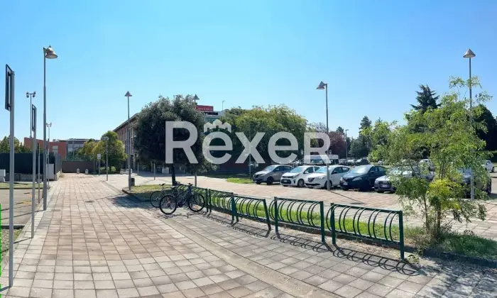 Rexer-Collecchio-Negozio-in-vendita-allesterno-dellEgo-Village-Collecchio-PR-Altro