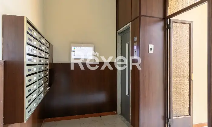 Rexer-Milano-TRILOCALE-LIBERO-SUBITO-DA-PERSONALIZZARE-CON-BALCONE-VIA-MORGANTINI-MILANO-Altro