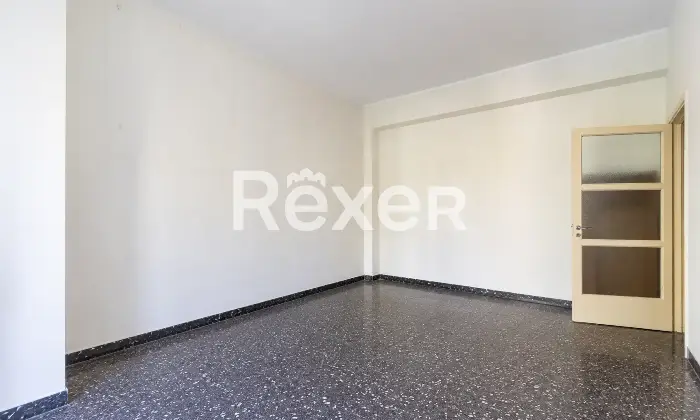 Rexer-Milano-TRILOCALE-LIBERO-SUBITO-DA-PERSONALIZZARE-CON-BALCONE-VIA-MORGANTINI-MILANO-Altro