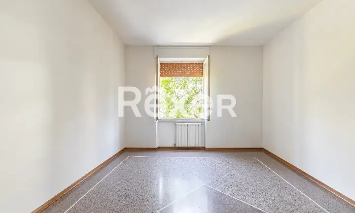 Rexer-Milano-TRILOCALE-LIBERO-SUBITO-DA-PERSONALIZZARE-CON-BALCONE-VIA-MORGANTINI-MILANO-Altro
