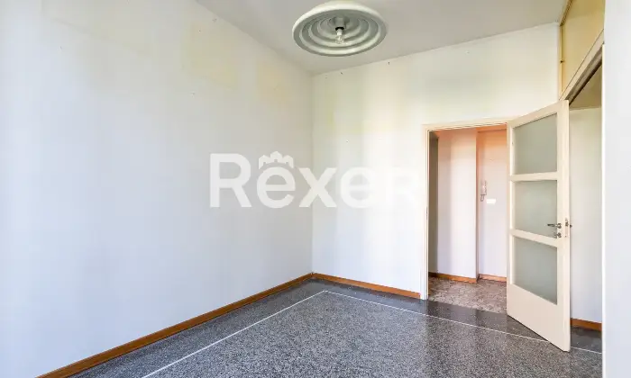 Rexer-Milano-TRILOCALE-LIBERO-SUBITO-DA-PERSONALIZZARE-CON-BALCONE-VIA-MORGANTINI-MILANO-Altro