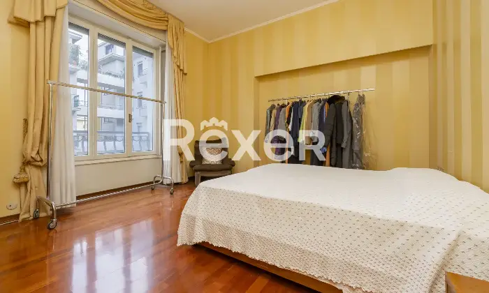 Rexer-Milano-VIA-VISCONTI-DI-MODRONE-PRESTIGIOSO-APPARTAMENTO-DI-MQ-AL-QUINTO-PIANO-CON-BOX-E-POSTO-AUTO-Altro