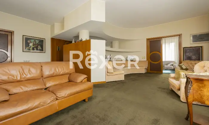 Rexer-Milano-VIA-VISCONTI-DI-MODRONE-PRESTIGIOSO-APPARTAMENTO-DI-MQ-AL-QUINTO-PIANO-CON-BOX-E-POSTO-AUTO-Altro