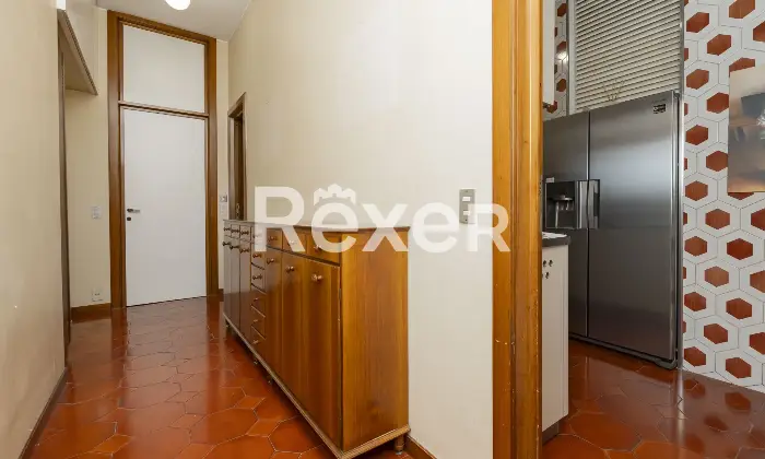 Rexer-Milano-VIA-VISCONTI-DI-MODRONE-PRESTIGIOSO-APPARTAMENTO-DI-MQ-AL-QUINTO-PIANO-CON-BOX-E-POSTO-AUTO-Altro