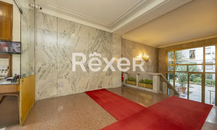 Rexer-Milano-VIA-VISCONTI-DI-MODRONE-PRESTIGIOSO-APPARTAMENTO-DI-MQ-AL-QUINTO-PIANO-CON-BOX-E-POSTO-AUTO-Altro