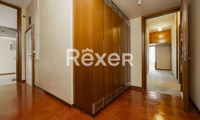 Rexer-Milano-VIA-VISCONTI-DI-MODRONE-PRESTIGIOSO-APPARTAMENTO-DI-MQ-AL-QUINTO-PIANO-CON-BOX-E-POSTO-AUTO-Altro