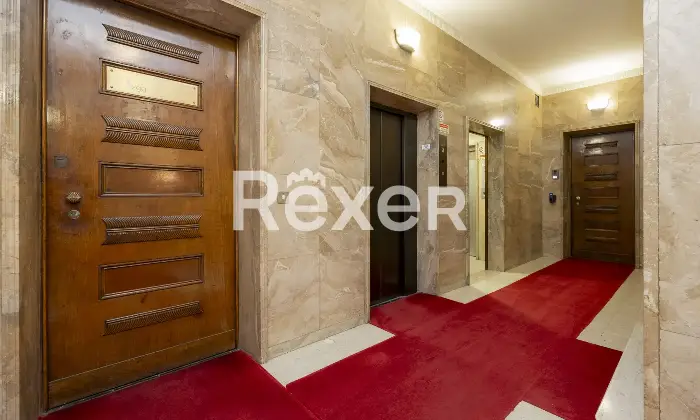Rexer-Milano-VIA-VISCONTI-DI-MODRONE-PRESTIGIOSO-APPARTAMENTO-DI-MQ-AL-QUINTO-PIANO-CON-BOX-E-POSTO-AUTO-Altro