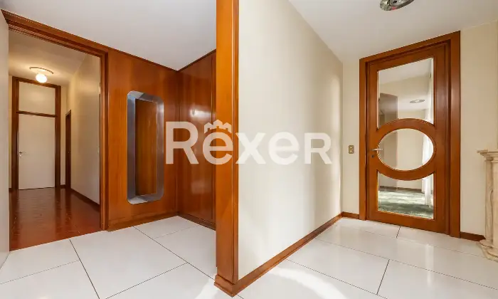 Rexer-Milano-VIA-VISCONTI-DI-MODRONE-PRESTIGIOSO-APPARTAMENTO-DI-MQ-AL-QUINTO-PIANO-CON-BOX-E-POSTO-AUTO-Altro