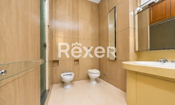 Rexer-Milano-VIA-VISCONTI-DI-MODRONE-PRESTIGIOSO-APPARTAMENTO-DI-MQ-AL-QUINTO-PIANO-CON-BOX-E-POSTO-AUTO-Altro