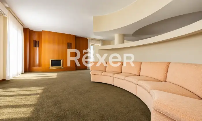 Rexer-Milano-VIA-VISCONTI-DI-MODRONE-PRESTIGIOSO-APPARTAMENTO-DI-MQ-AL-QUINTO-PIANO-CON-BOX-E-POSTO-AUTO-Altro
