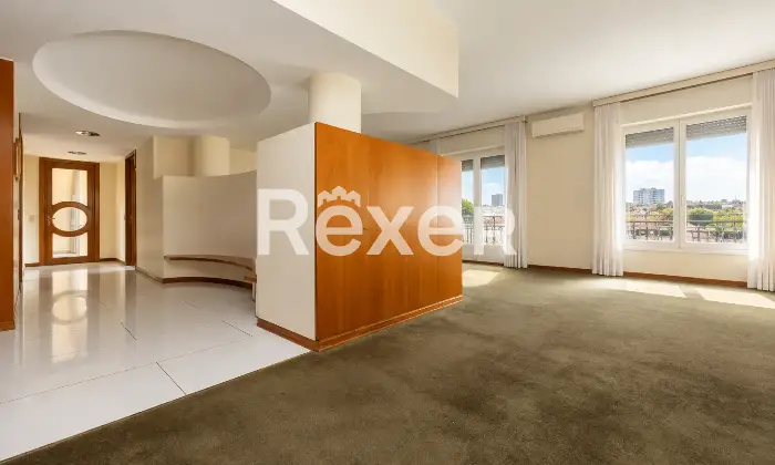 Rexer-Milano-VIA-VISCONTI-DI-MODRONE-PRESTIGIOSO-APPARTAMENTO-DI-MQ-AL-QUINTO-PIANO-CON-BOX-E-POSTO-AUTO-Altro